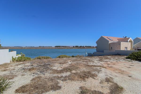 452 m² Land
