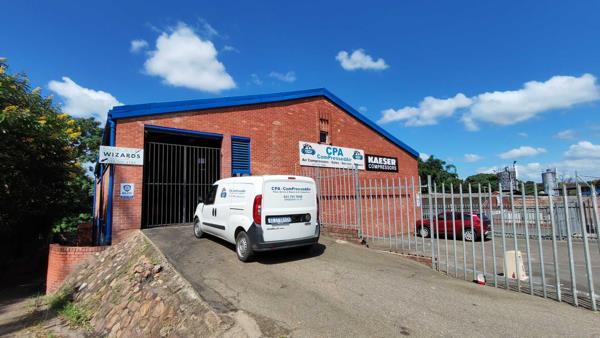 369 m² Industrial space