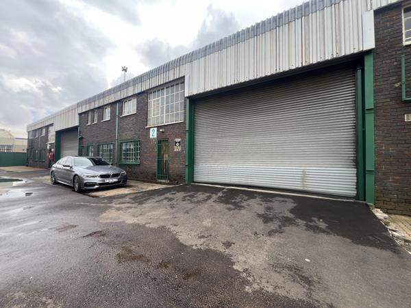 330 m² Industrial space