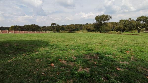 1 204 m² Land