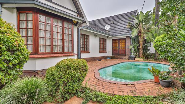 5 Bedroom Townhouse