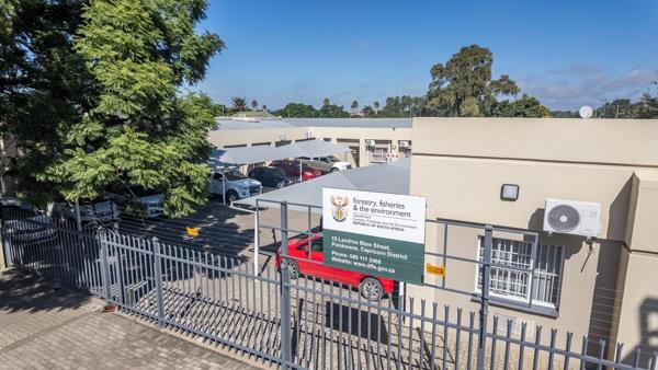 785 m² Commercial space