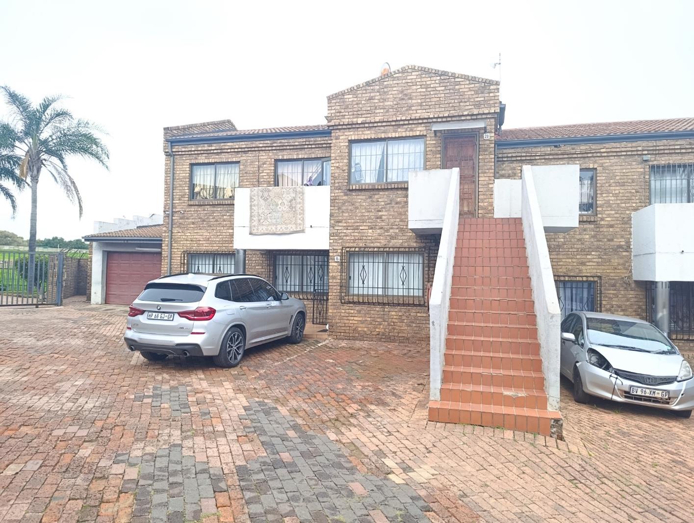 3 Bedroom Townhouse in Mayfair West