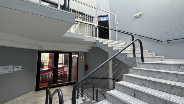330 m² Commercial space