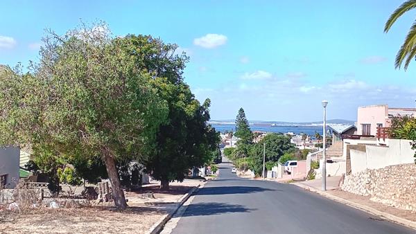 495 m² Land