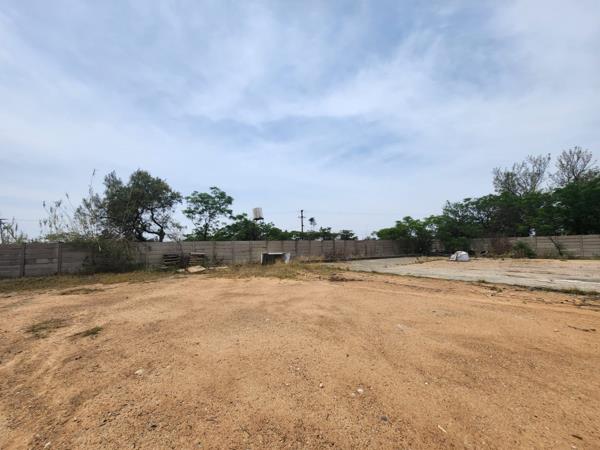 4.4 ha Farm
