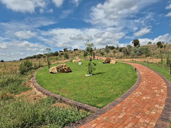 786 m² Land