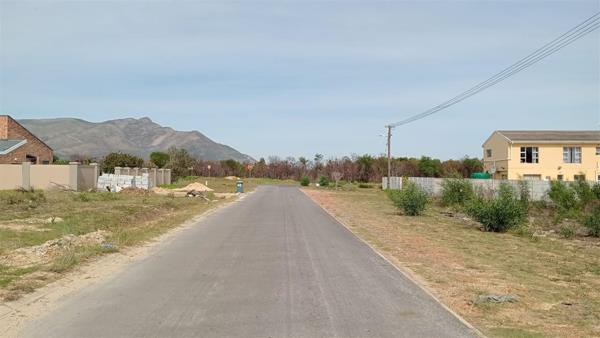 1 179 m² Land