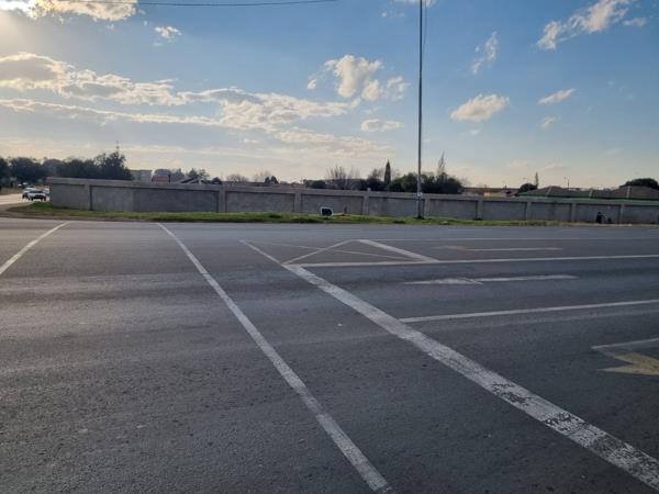 4 070 m² Land