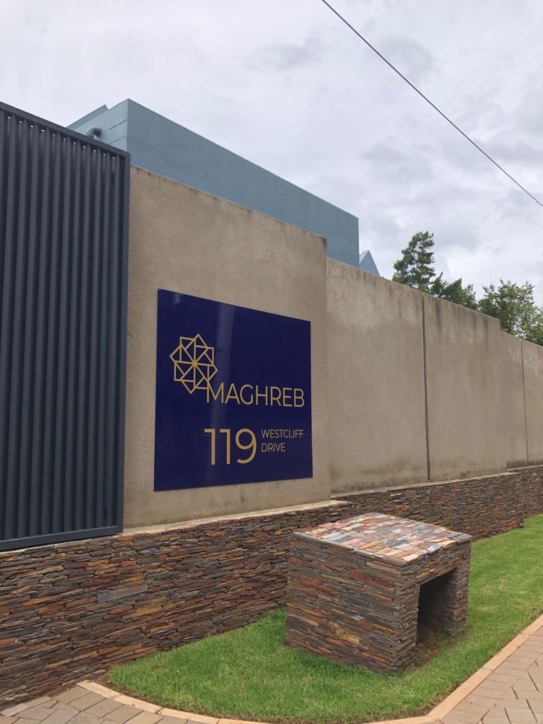 989 m² Land available in Westcliff