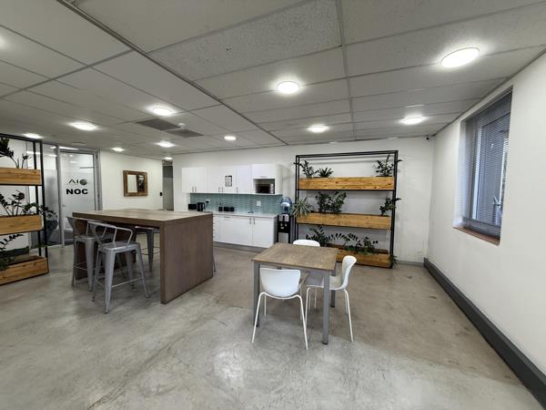 25.5 m² Commercial space