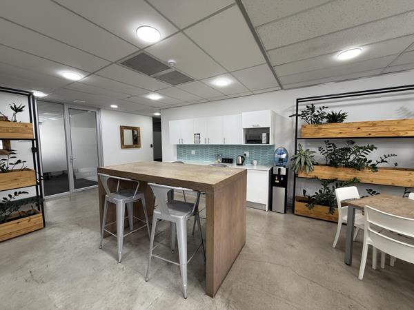 107.9 m² Commercial space