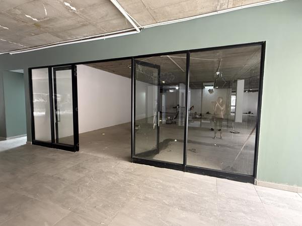 281 m² Commercial space