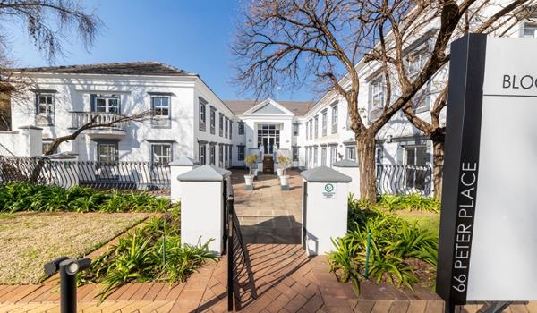 279 m² Office Space