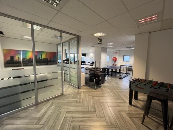 318 m² Commercial space