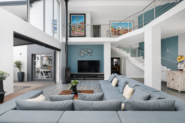 6 Bedroom House
