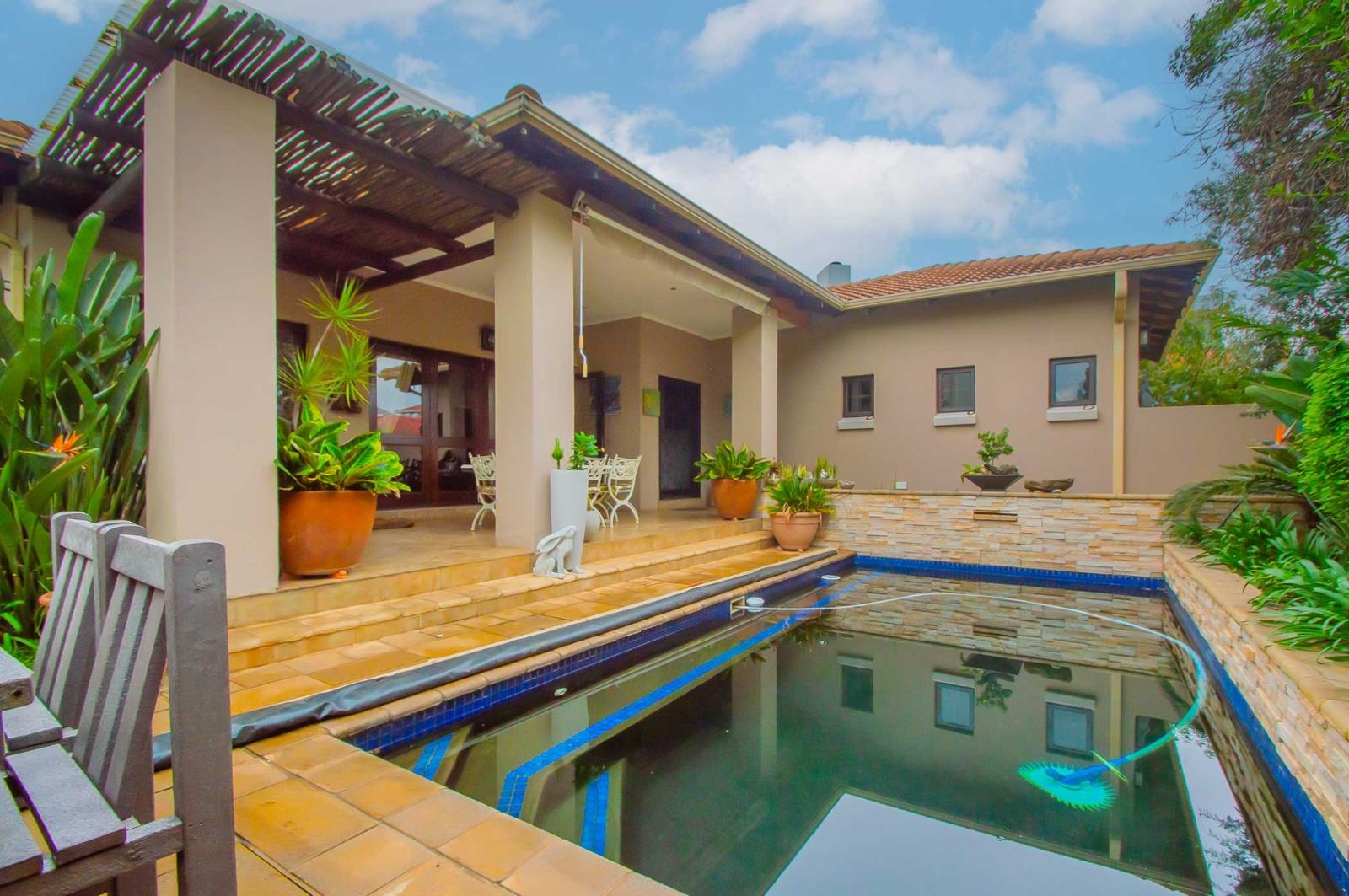 3 Bedroom House in Honeydew Ridge