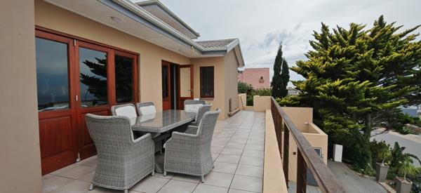 7 Bedroom House