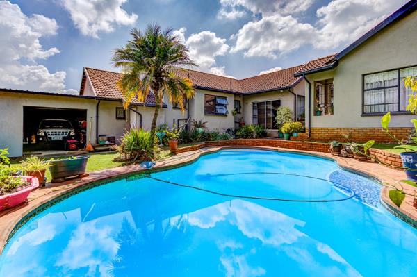 5 Bedroom House