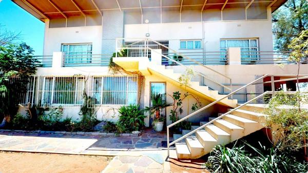 7 Bedroom House