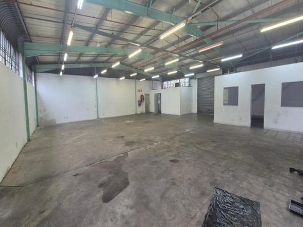 783 m² Industrial space
