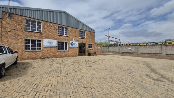 300 m² Industrial space