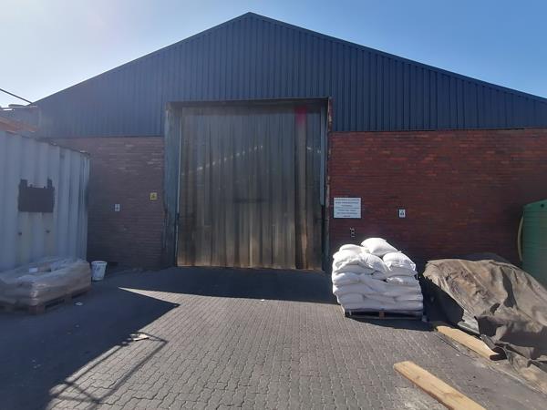 1 300 m² Industrial space