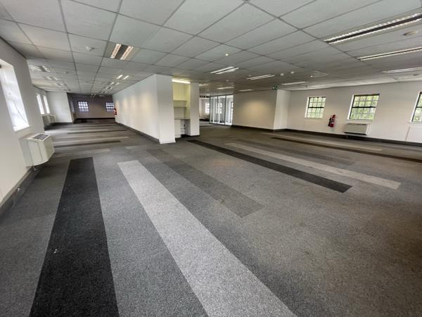 376 m² Commercial space