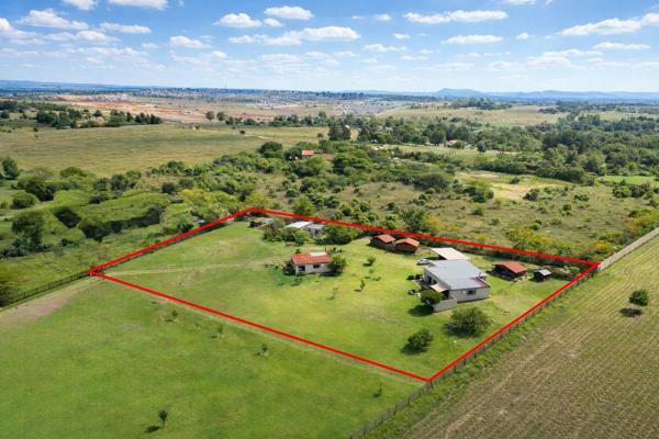 8 565 ha Farm