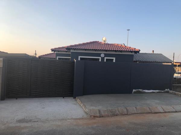 2 Bedroom House