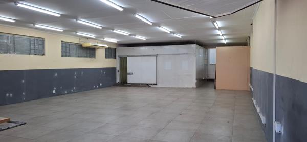 250 m² Commercial space