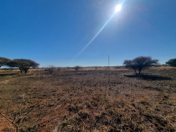 600 m² Land