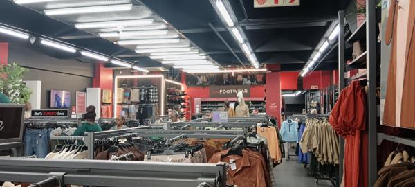 660 m² Retail Space