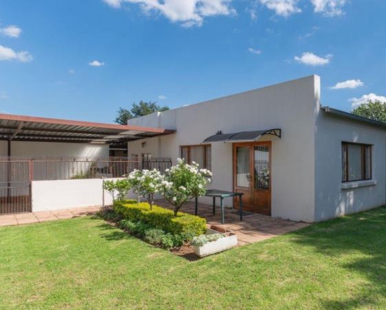 1 Bedroom Garden Cottage