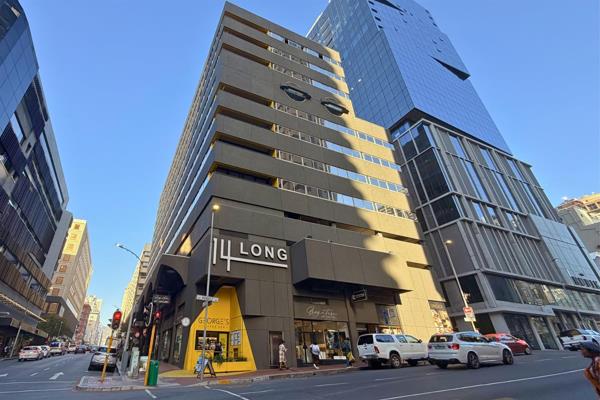 974 m² Office Space
