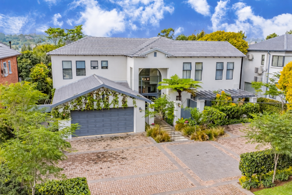5 Bedroom House