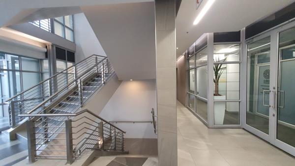 120 m² Commercial space