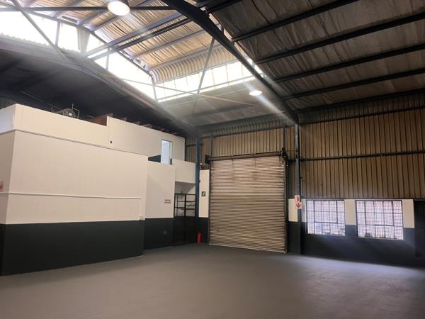 811 m² Industrial space