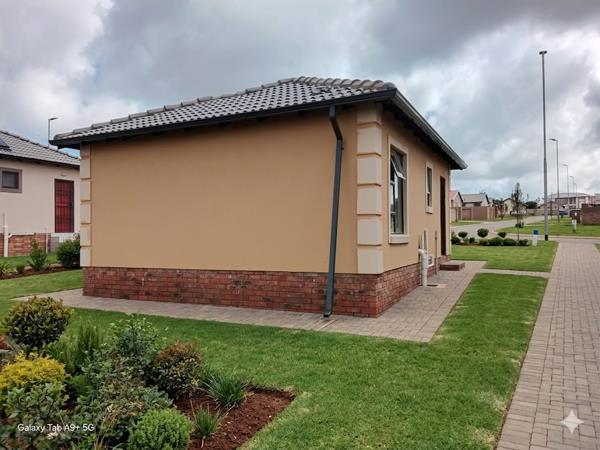 2 Bedroom Simplex