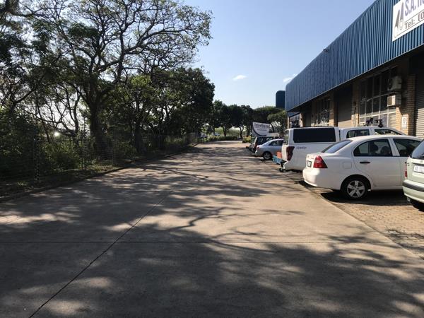 339 m² Industrial space