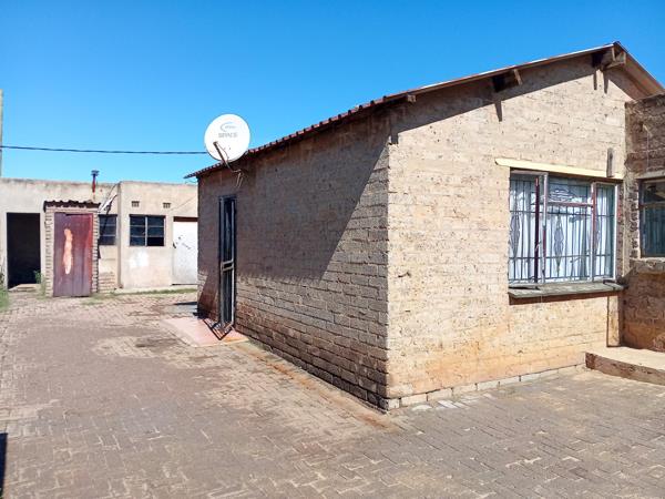 8 Bedroom House