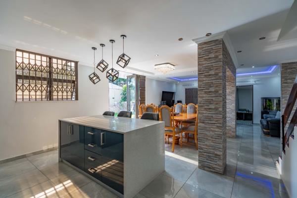 4 Bedroom Townhouse