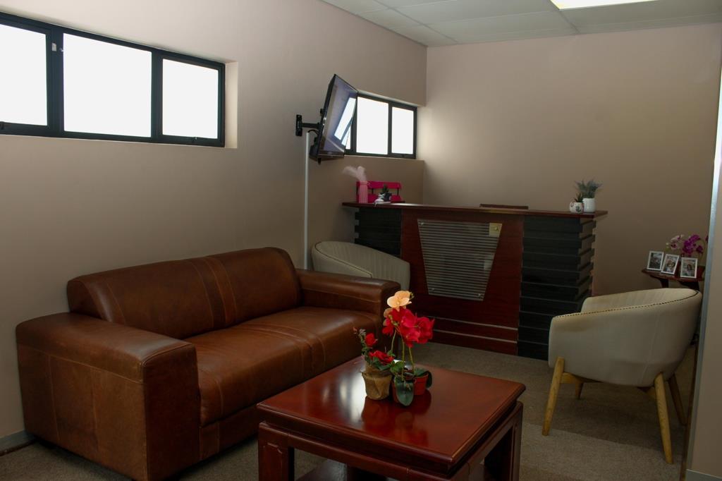87 m² Commercial space