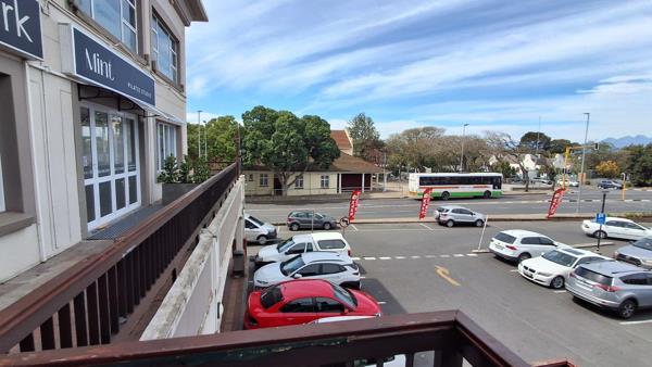 76 m² Commercial space
