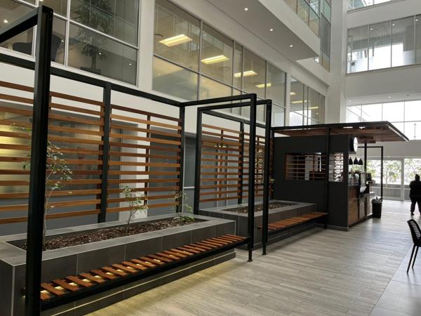 222 m² Commercial space