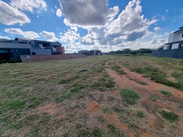1 141 m² Land