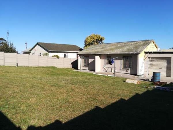 2 Bedroom House