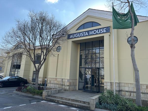 475 m² Commercial space