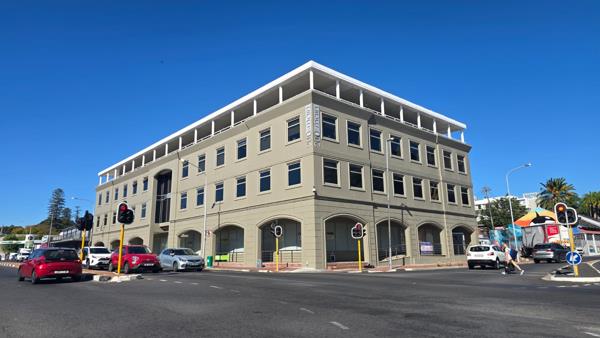 191 m² Commercial space
