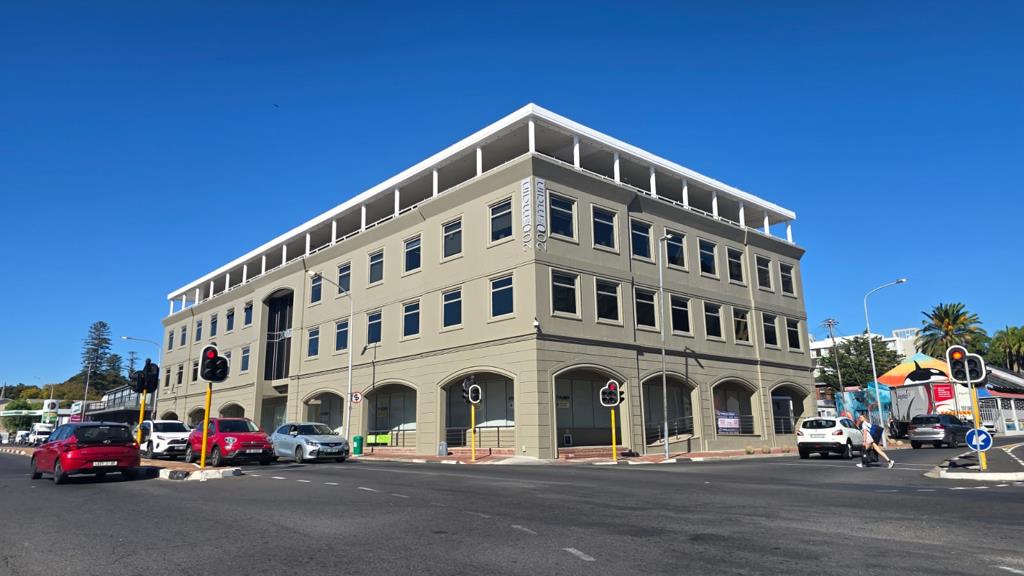 255 m² Commercial space